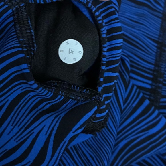 Lululemon High Times Pant Full-On Luxtreme Blue Black Zebra 4 - Picture 13 of 14